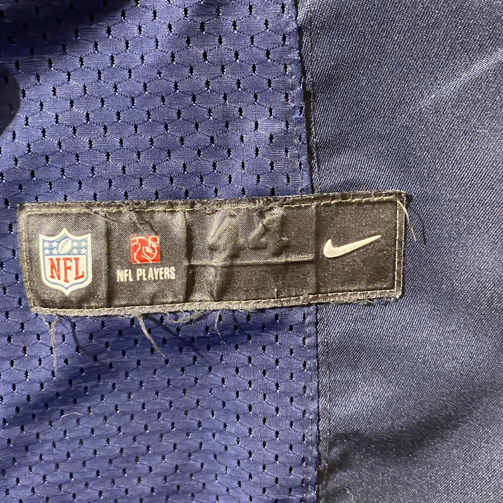 Nike Navy and White Sports Jersey 44 (OB) - Picture 4 of 8